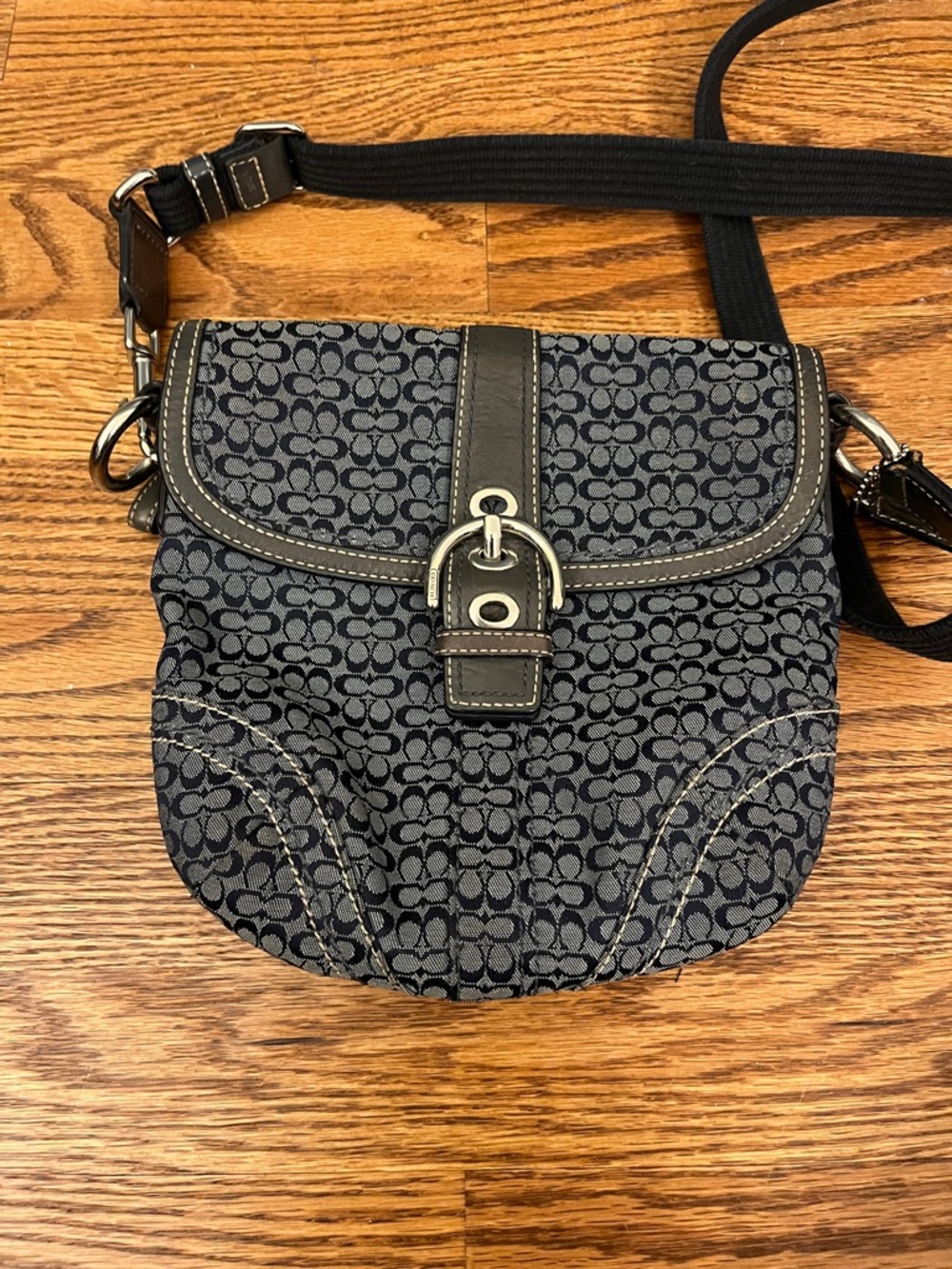 Y2K Coach Soho Mini Signature Bag 44718 Classic Coach Design Navy and Gray COA - Picture 2 of 16